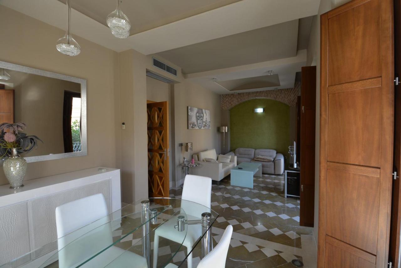 Luxury Apartment With Views To Alcazar, Cathedral And Giralda. Seville Luaran gambar