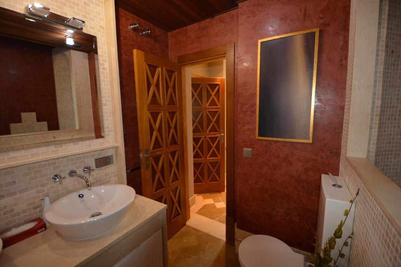 Luxury Apartment With Views To Alcazar, Cathedral And Giralda. Seville Luaran gambar