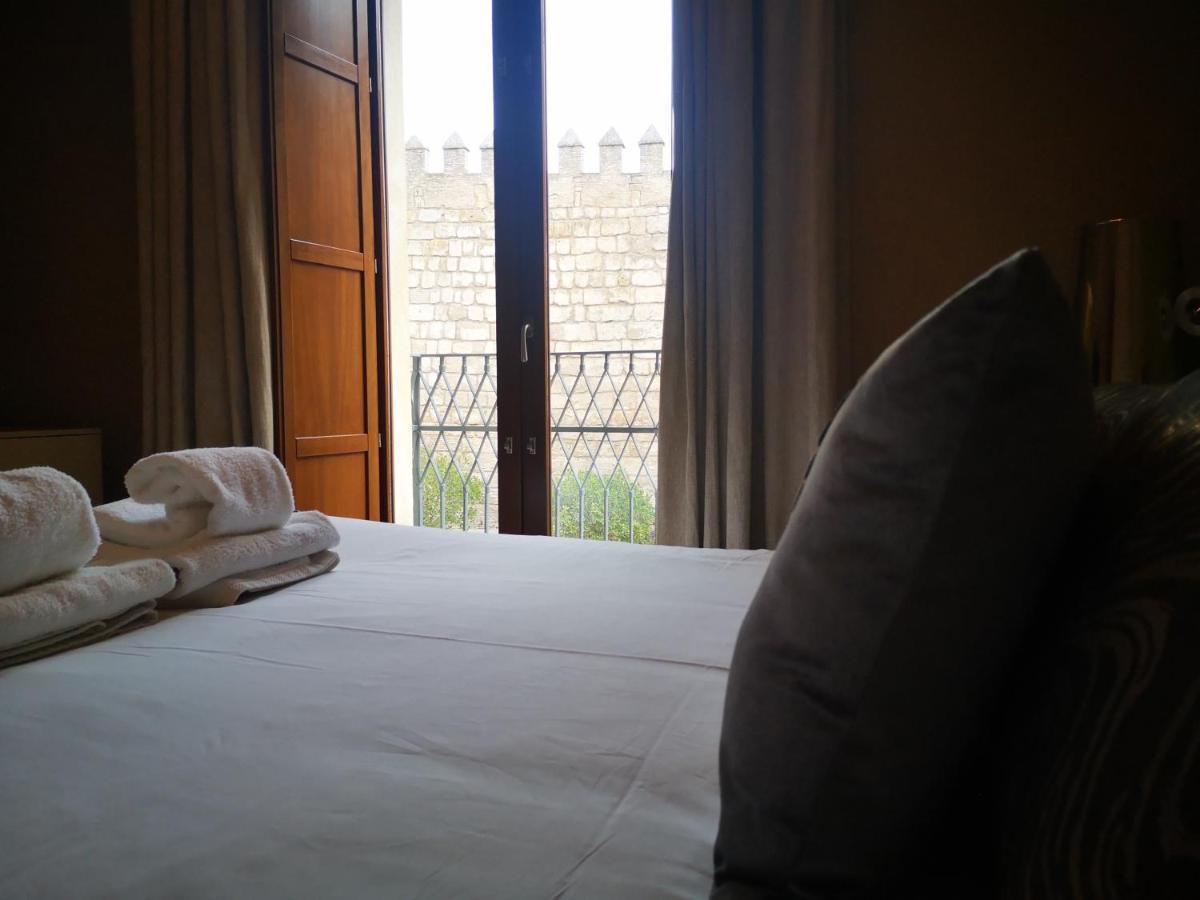 Luxury Apartment With Views To Alcazar, Cathedral And Giralda. Seville Luaran gambar