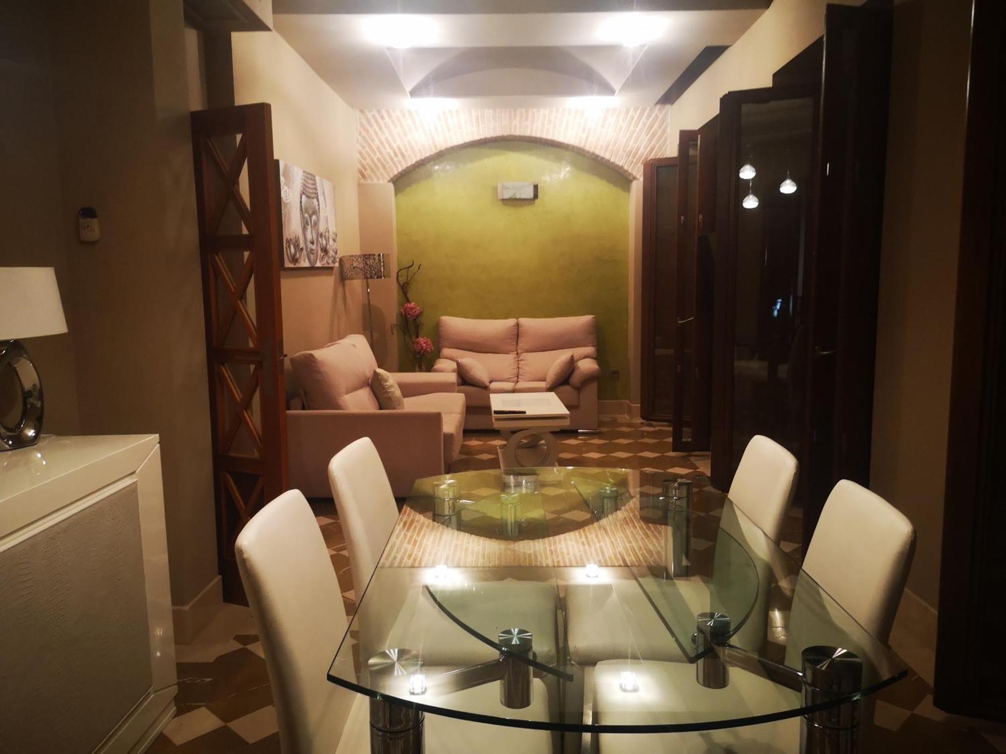 Luxury Apartment With Views To Alcazar, Cathedral And Giralda. Seville Luaran gambar